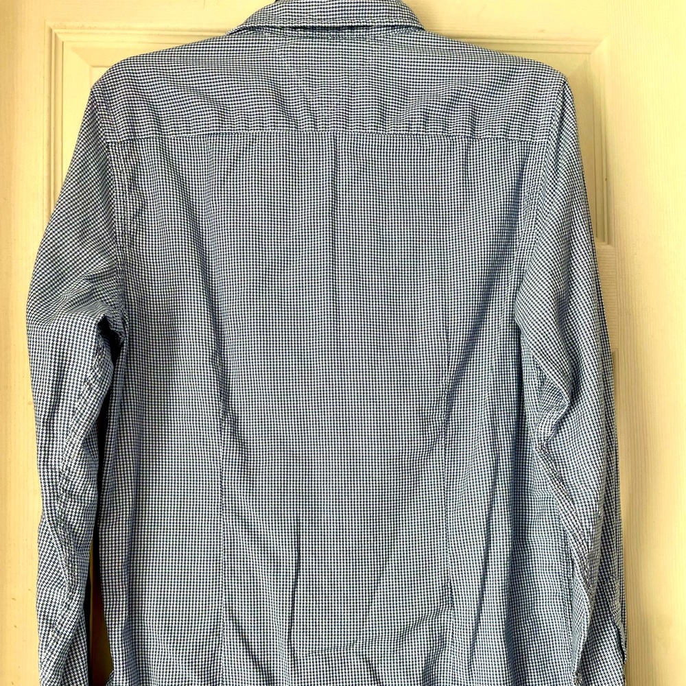 Tommy Hilfiger Blue Herringbone Button Up Shirt Mens Medium NWT - Picture 6 of 12
